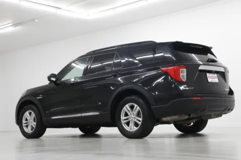 More photos of 2020 Ford Explorer XLT at Jim Falk Motors, MO