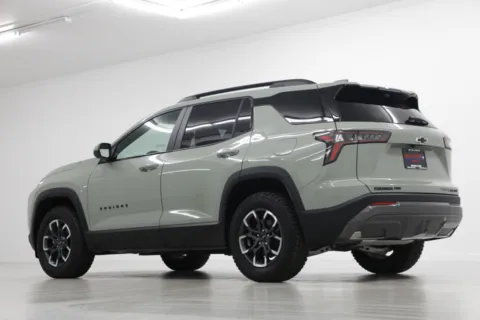 More photos of 2025 Chevrolet Equinox ACTIV at Jim Falk Motors, MO