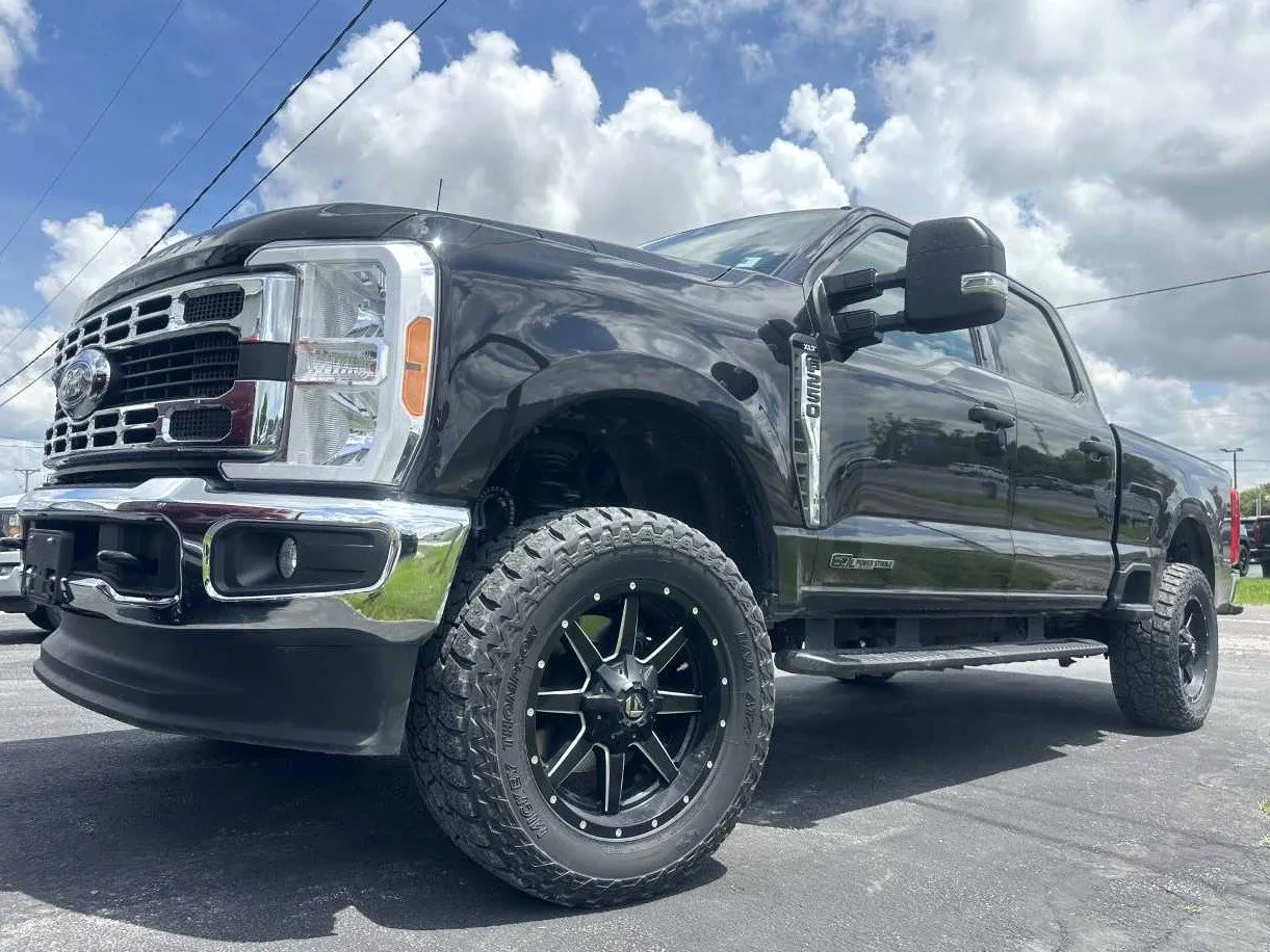 2023 Ford F-250 XLT 4x4 Crew Cab 6-3/4' Box's photo