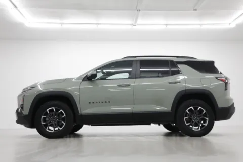 Another view of 2025 Chevrolet Equinox AWD ACTIV for sale in Clinton, MO at Jim Falk Motors