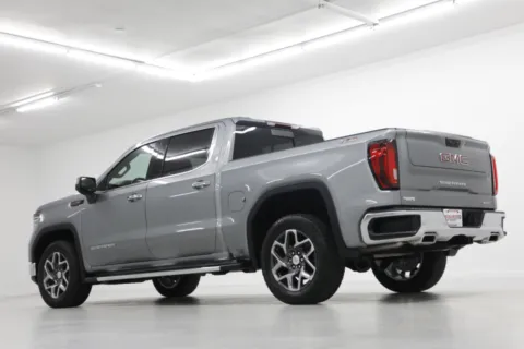 More photos of 2025 GMC Sierra 1500 SLT at Jim Falk Motors, MO