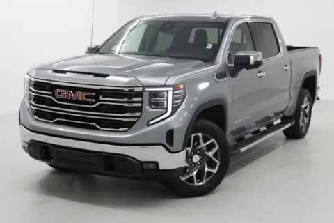 More photos of 2025 GMC Sierra 1500 SLT at Jim Falk Motors, MO