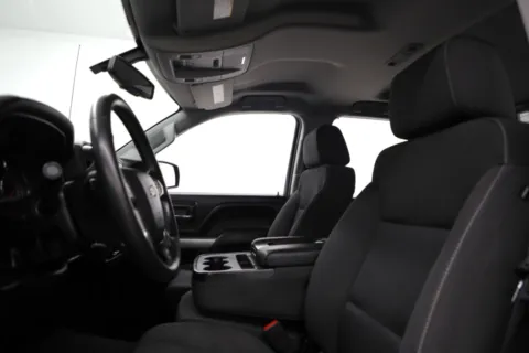 More photos of 2018 Chevrolet Silverado 1500 LT at Jim Falk Motors, MO