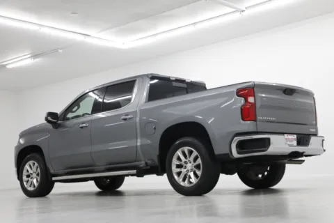 More photos of 2021 Chevrolet Silverado 1500 LTZ at Jim Falk Motors, MO