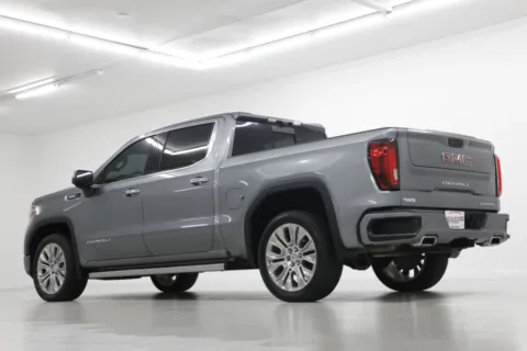 More photos of 2021 GMC Sierra 1500 Denali at Jim Falk Motors, MO