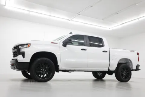Photos of 2026 Chevrolet Silverado 1500 LT Trail Boss for sale in Clinton, MO at Jim Falk Motors