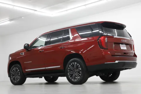 More photos of 2026 GMC Yukon Elevation at Jim Falk Motors, MO