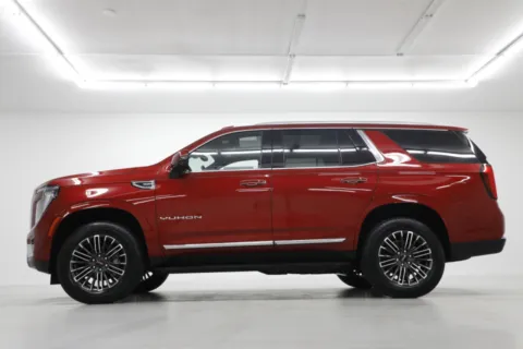 Another view of 2026 GMC Yukon Elevation for sale in Clinton, MO at Jim Falk Motors