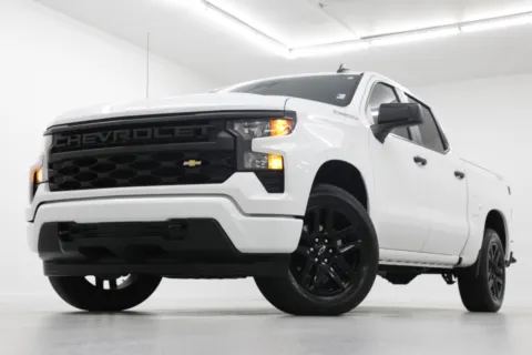 White 2024 Chevrolet Silverado 1500 Custom for sale in Clinton, MO