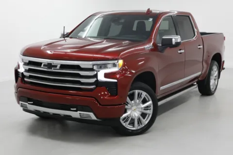 More photos of 2025 Chevrolet Silverado 1500 High Country at Jim Falk Motors, MO
