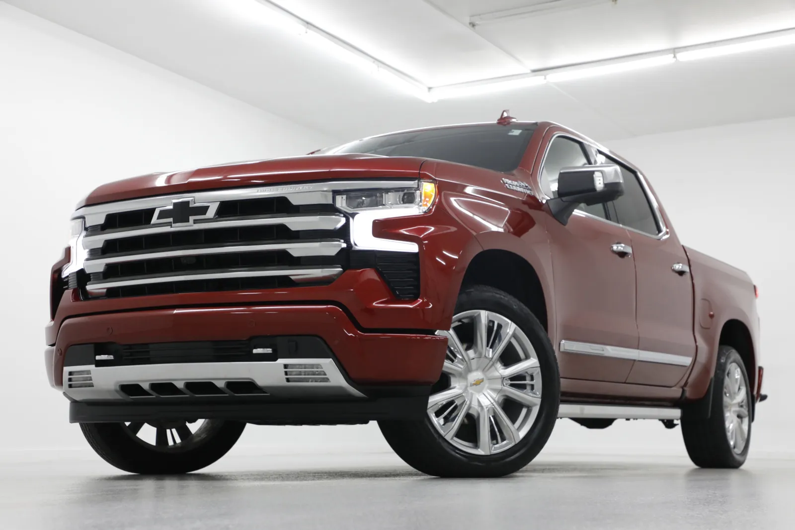 Red 2025 Chevrolet Silverado 1500 High Country for sale in Clinton, MO