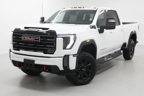 White 2024 GMC Sierra 3500HD AT4 for sale in Clinton, MO