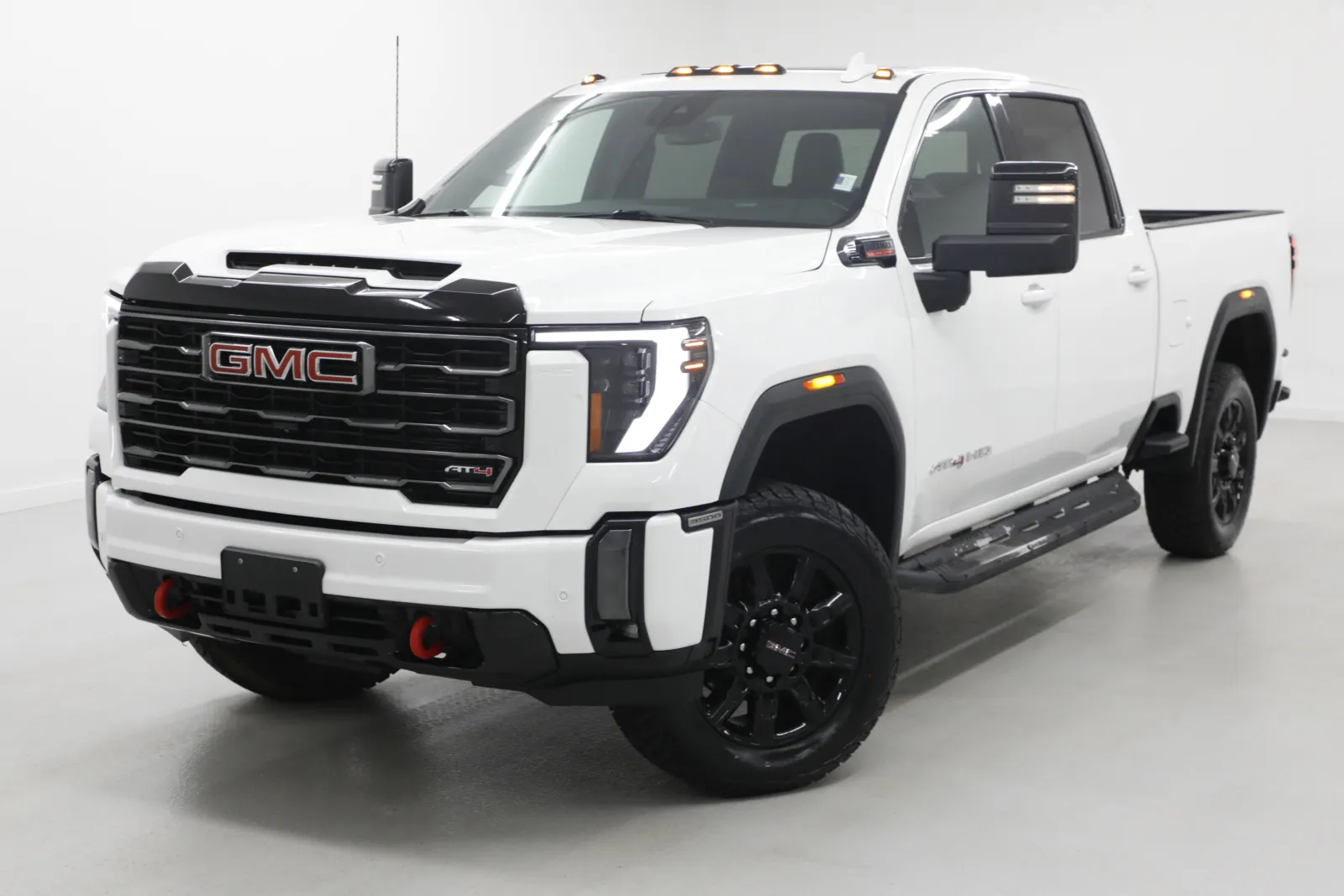 White 2024 GMC Sierra 3500HD AT4 for sale in Clinton, MO