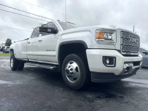 White 2019 GMC Sierra 3500HD Denali for sale in Clinton, MO