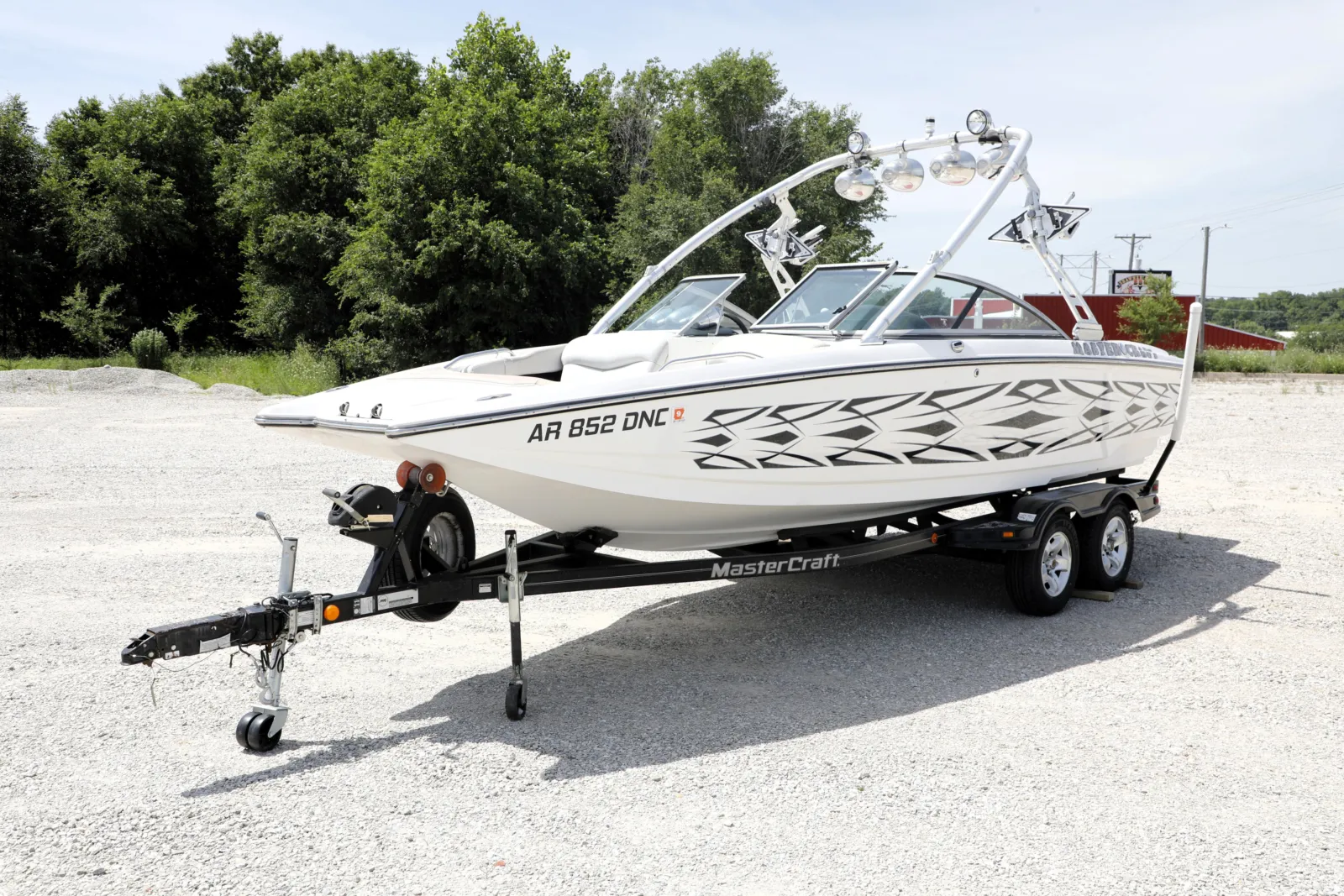 White 2005 Mastercraft X-Star Wake Boat for sale in Clinton, MO