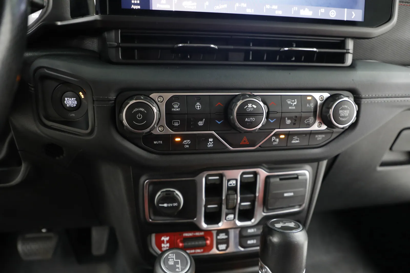 2024 Jeep Wrangler 4-Door Rubicon 392 - Photo 32