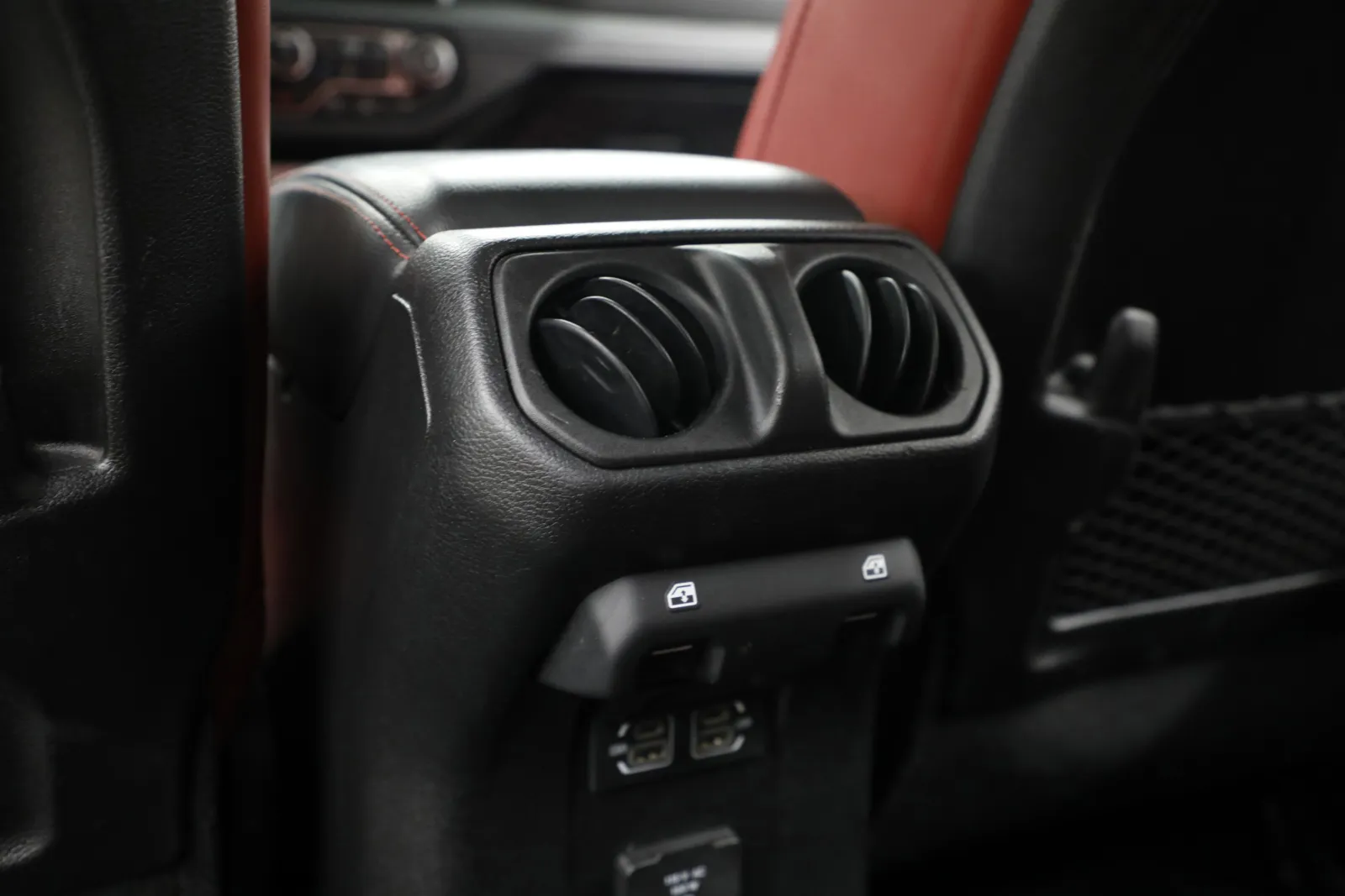 2024 Jeep Wrangler 4-Door Rubicon 392 - Photo 39