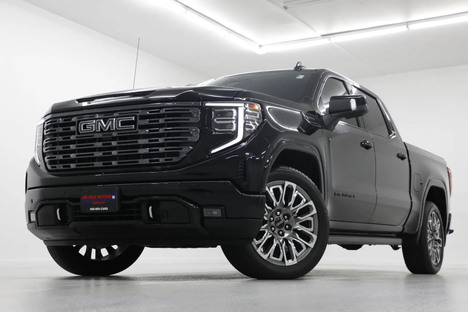 2026 GMC Sierra 4WD Crew Cab Short Box Denali Ultimate's photo