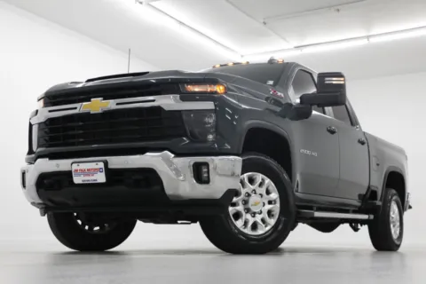 Gray 2025 Chevrolet Silverado 2500HD LT for sale in Clinton, MO