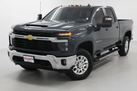 More photos of 2025 Chevrolet Silverado 2500HD LT at Jim Falk Motors, MO