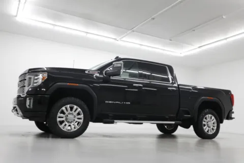 Photos of 2022 GMC Sierra 2500HD Denali for sale in Clinton, MO at Jim Falk Motors
