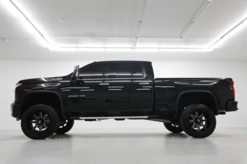 Another view of 2021 Chevrolet Silverado 2500HD High Country for sale in Clinton, MO at Jim Falk Motors