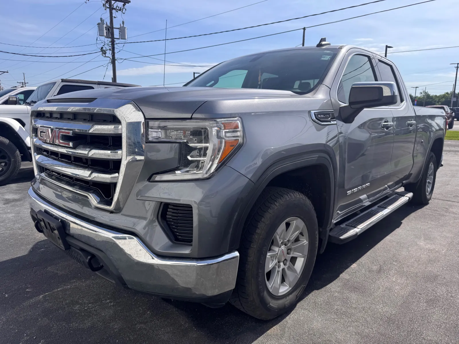 2021 GMC Sierra 4WD Double Cab Standard Box SLE's photo