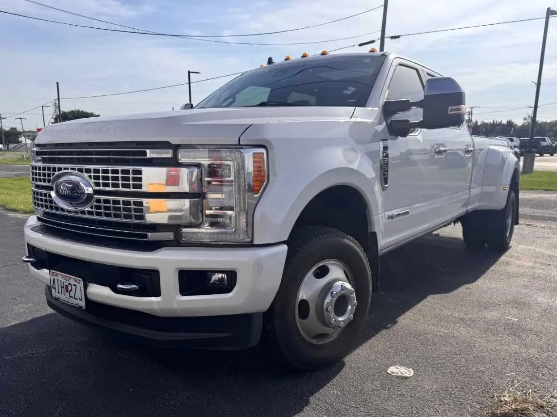 2019 Ford F-350 Platinum 4x4 Crew Cab 8' Box DRW's photo