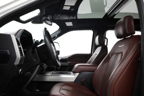 More photos of 2019 Ford Super Duty F-350 DRW Platinum at Jim Falk Motors, MO