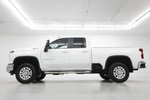 Another view of 2025 Chevrolet Silverado 2500HD LT for sale in Clinton, MO at Jim Falk Motors