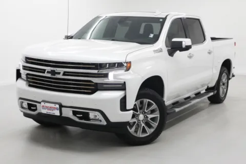 More photos of 2021 Chevrolet Silverado 1500 High Country at Jim Falk Motors, MO