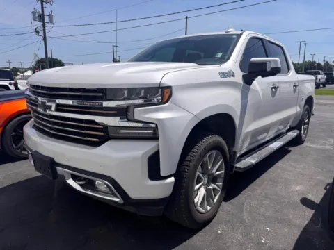 White 2021 Chevrolet Silverado 1500 High Country for sale in Clinton, MO
