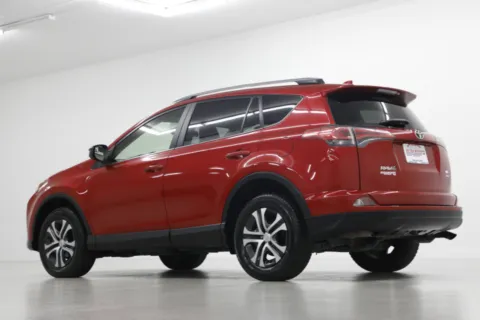 More photos of 2017 Toyota RAV4 LE at Jim Falk Motors, MO