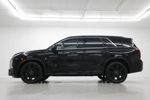 Another view of 2023 Hyundai Palisade XRT for sale in Clinton, MO at Jim Falk Motors