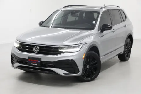 More photos of 2022 Volkswagen Tiguan SE R-Line at Jim Falk Motors, MO