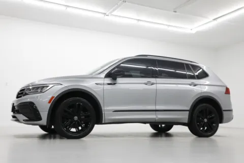 Photos of 2022 Volkswagen Tiguan SE R-Line for sale in Clinton, MO at Jim Falk Motors