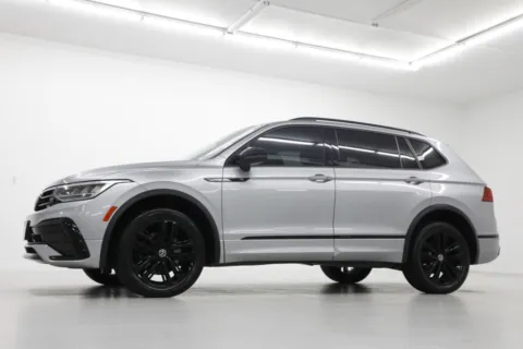 Photos of 2022 Volkswagen Tiguan SE R-Line for sale in Clinton, MO at Jim Falk Motors