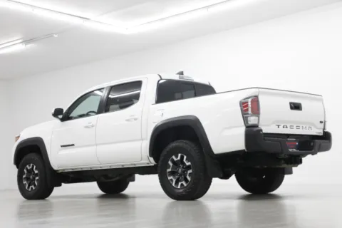 More photos of 2023 Toyota Tacoma Off-Road at Jim Falk Motors, MO