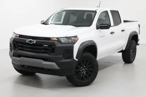 More photos of 2026 Chevrolet Colorado Trail Boss at Jim Falk Motors, MO