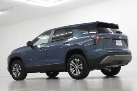 More photos of 2026 Chevrolet Equinox LT at Jim Falk Motors, MO