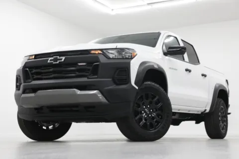 White 2026 Chevrolet Colorado Trail Boss for sale in Clinton, MO
