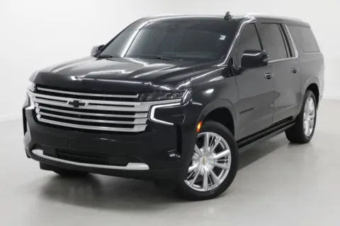 More photos of 2022 Chevrolet Suburban High Country at Jim Falk Motors, MO