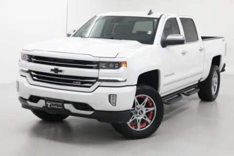 More photos of 2017 Chevrolet Silverado 1500 LTZ at Jim Falk Motors, MO