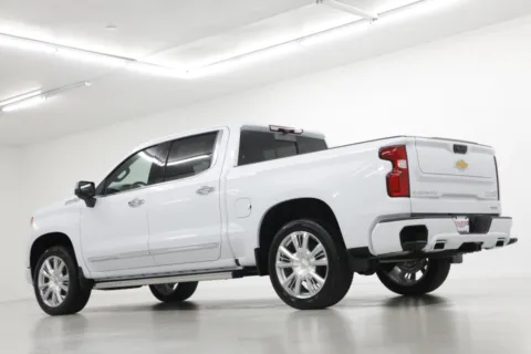 More photos of 2026 Chevrolet Silverado 1500 High Country at Jim Falk Motors, MO
