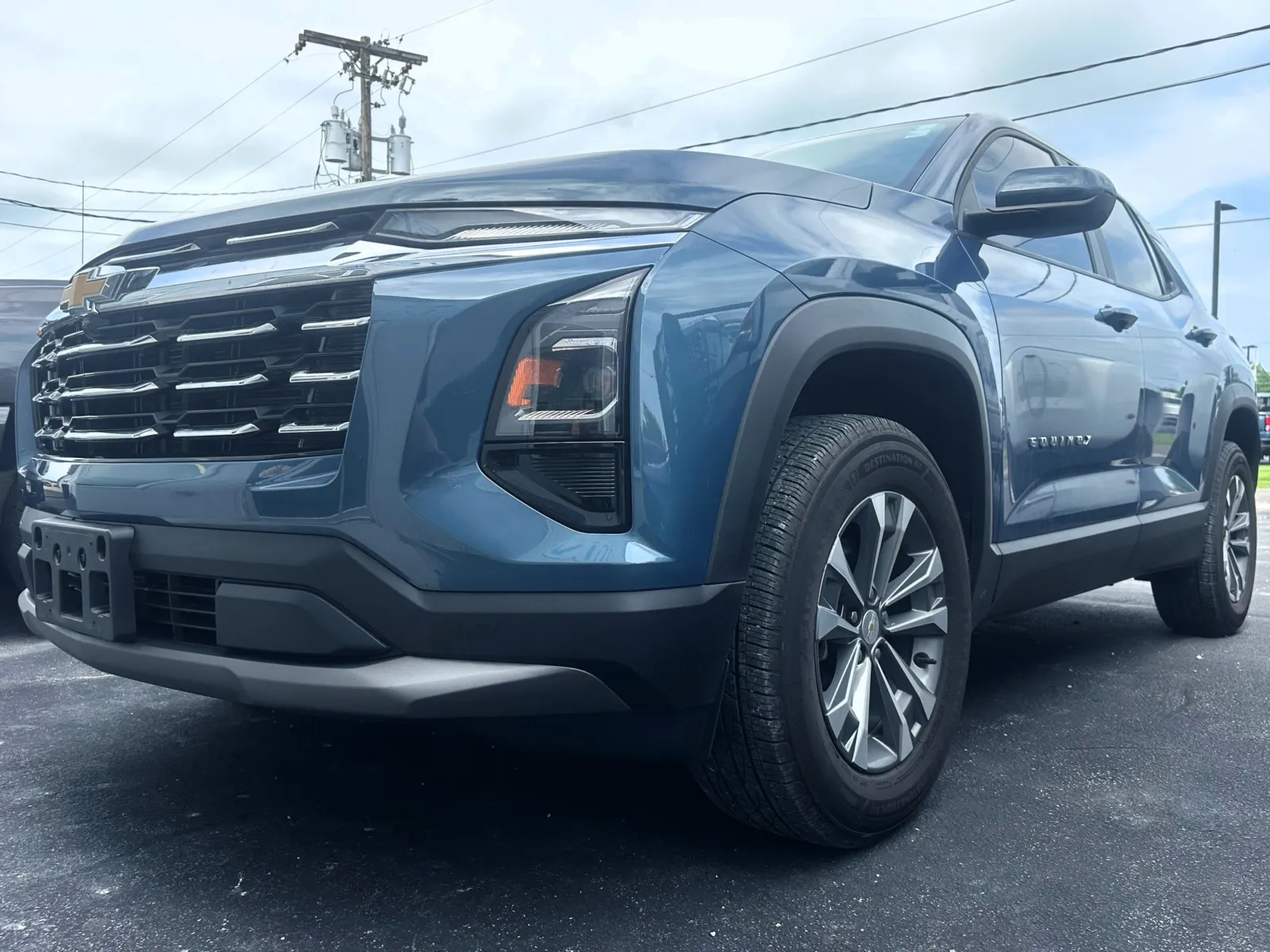 2025 Chevrolet Equinox LT 1.5T's photo