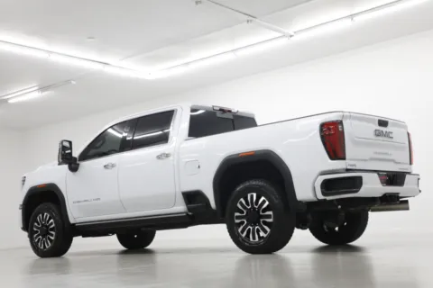 More photos of 2026 GMC Sierra 2500HD Denali Ultimate at Jim Falk Motors, MO