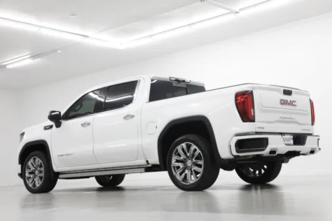 More photos of 2023 GMC Sierra 1500 Denali at Jim Falk Motors, MO