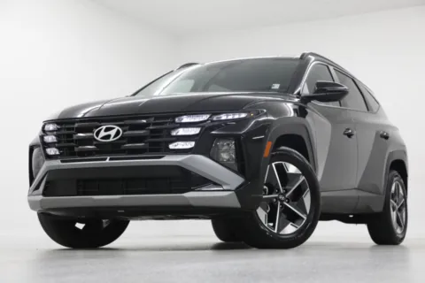 Black 2025 Hyundai Tucson Hybrid SEL Convenience for sale in Clinton, MO