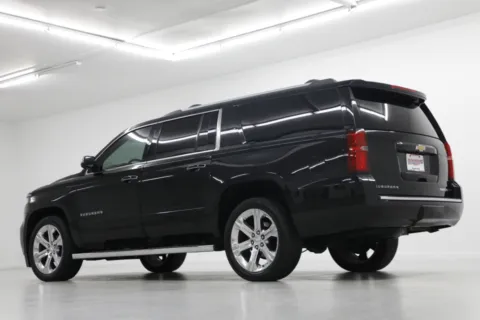 More photos of 2018 Chevrolet Suburban Premier at Jim Falk Motors, MO