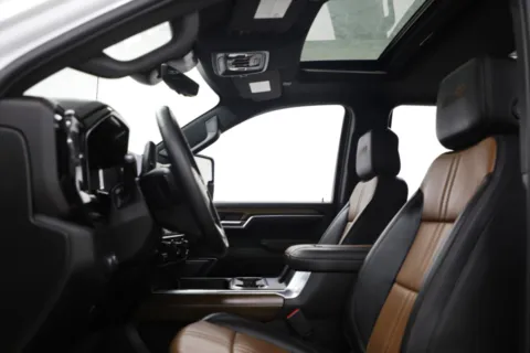 More photos of 2024 Chevrolet Silverado 2500HD High Country at Jim Falk Motors, MO